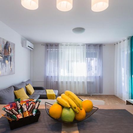 Apartman Lariva 奥西耶克 外观 照片
