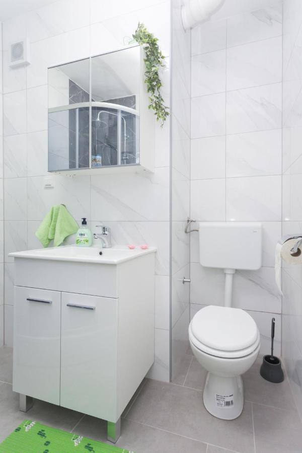 Apartman Lariva 奥西耶克 外观 照片