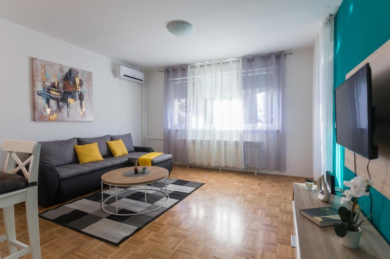 Apartman Lariva 奥西耶克 外观 照片
