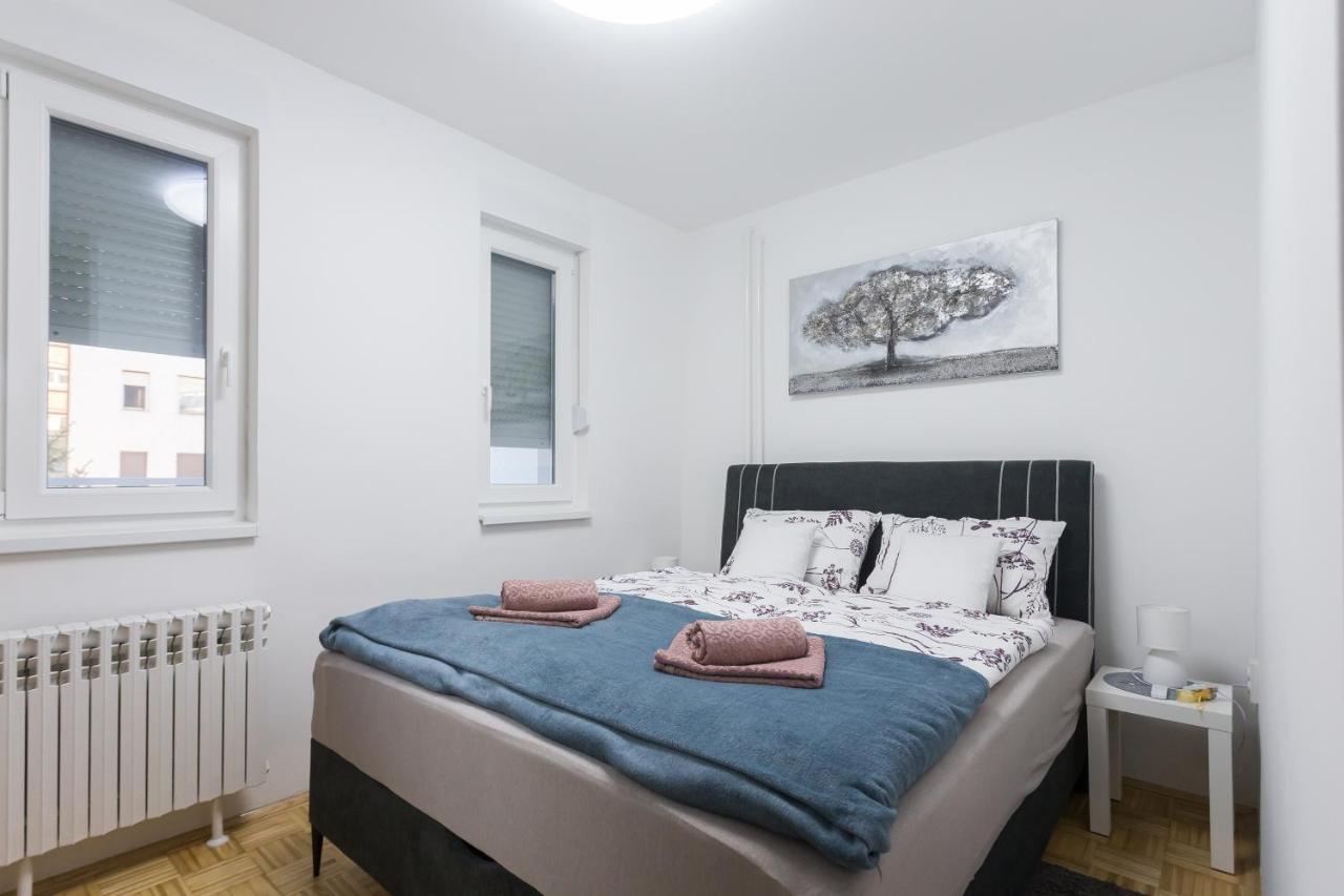Apartman Lariva 奥西耶克 外观 照片