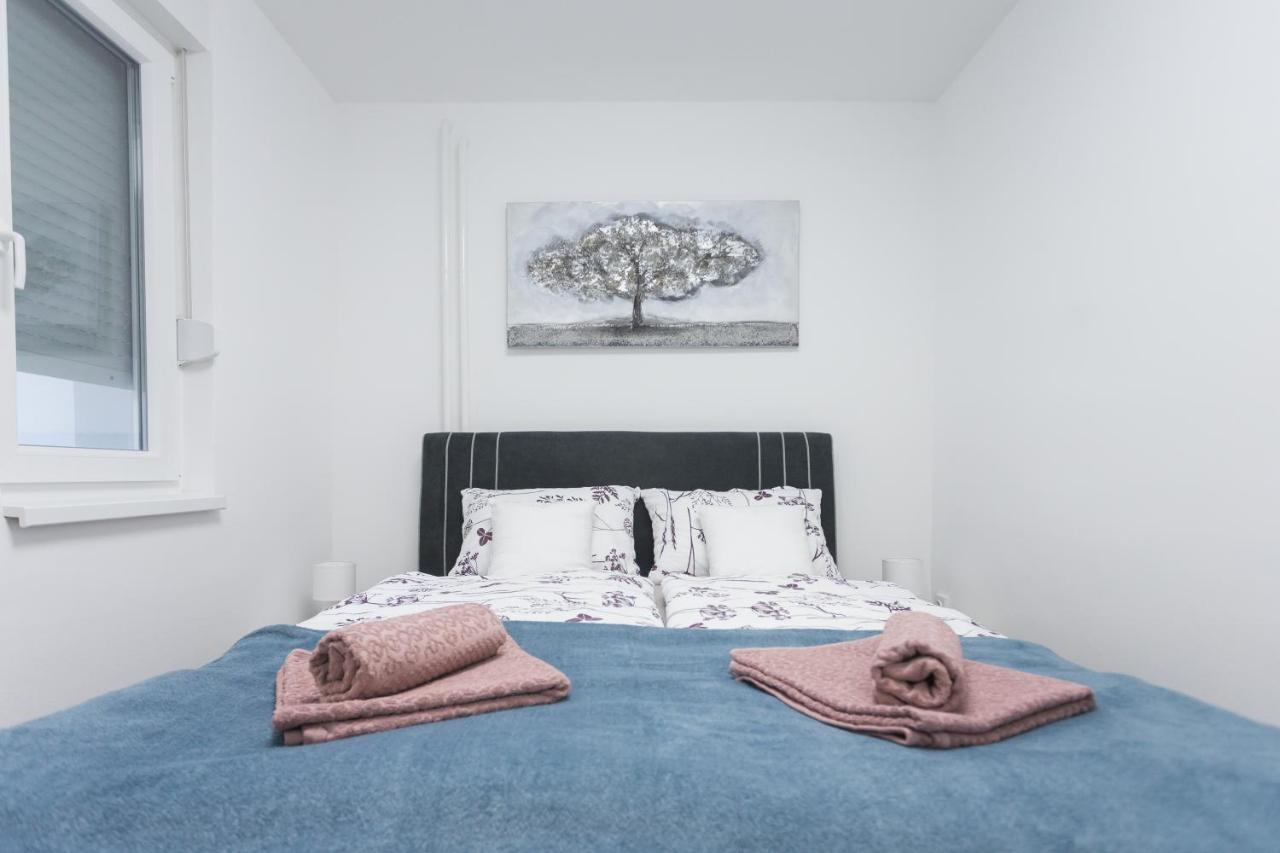 Apartman Lariva 奥西耶克 外观 照片